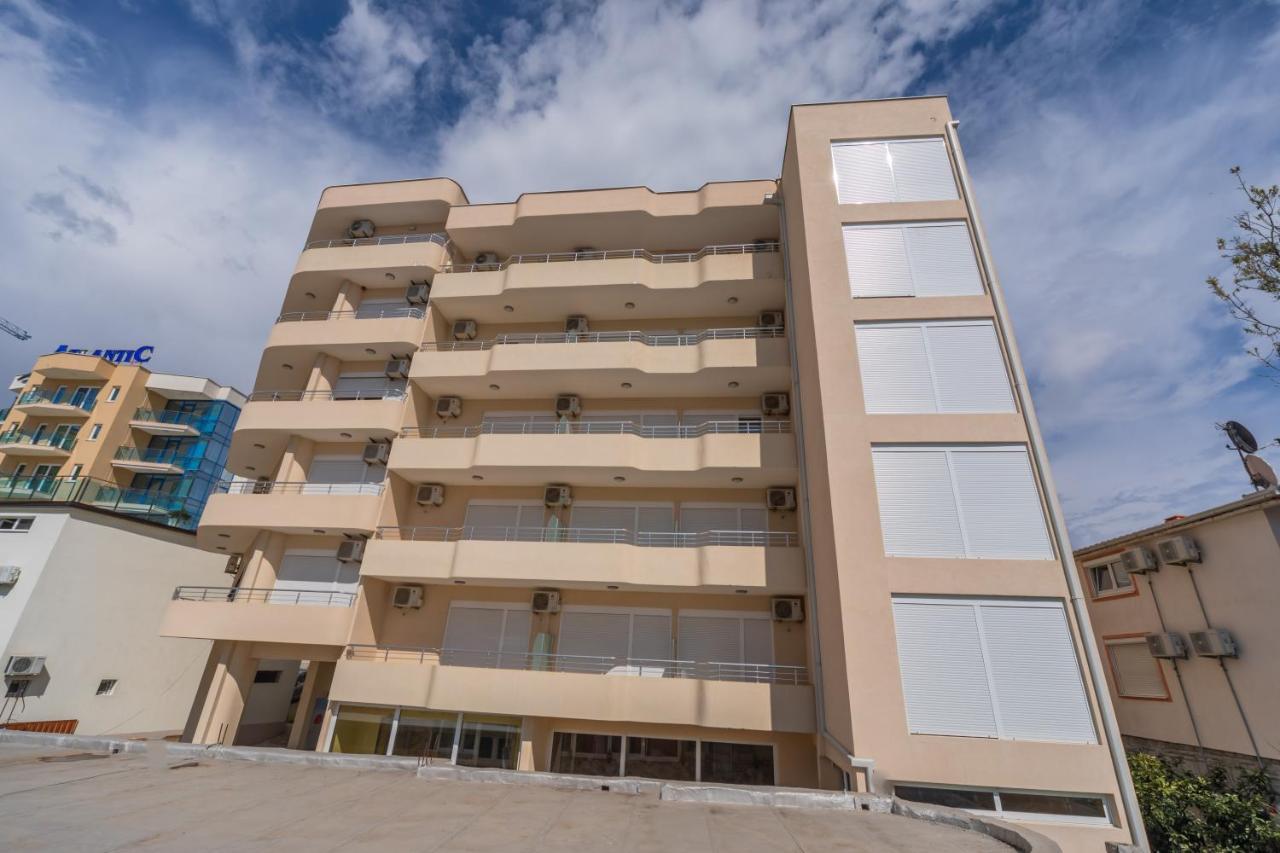 Apartments Добра-Вода Экстерьер фото