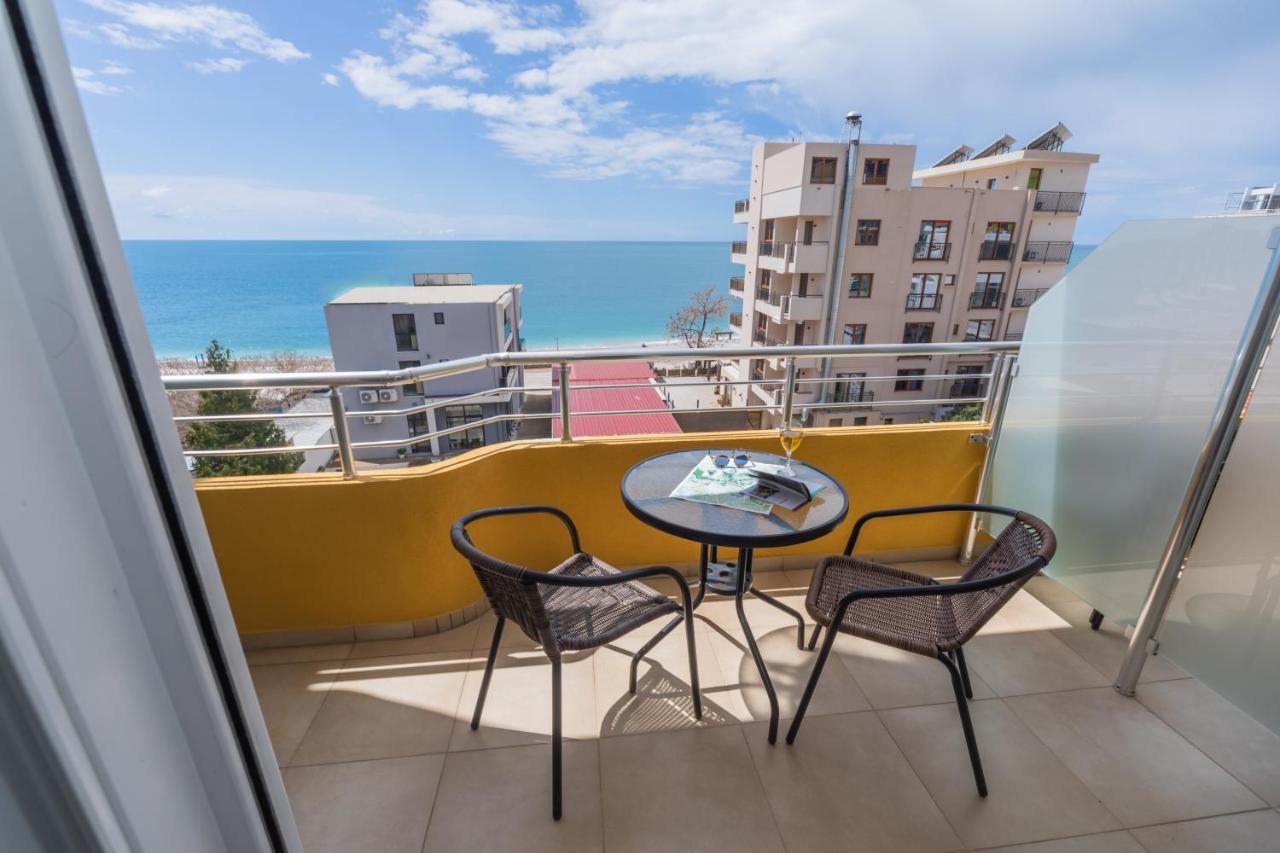 Apartments Добра-Вода Экстерьер фото
